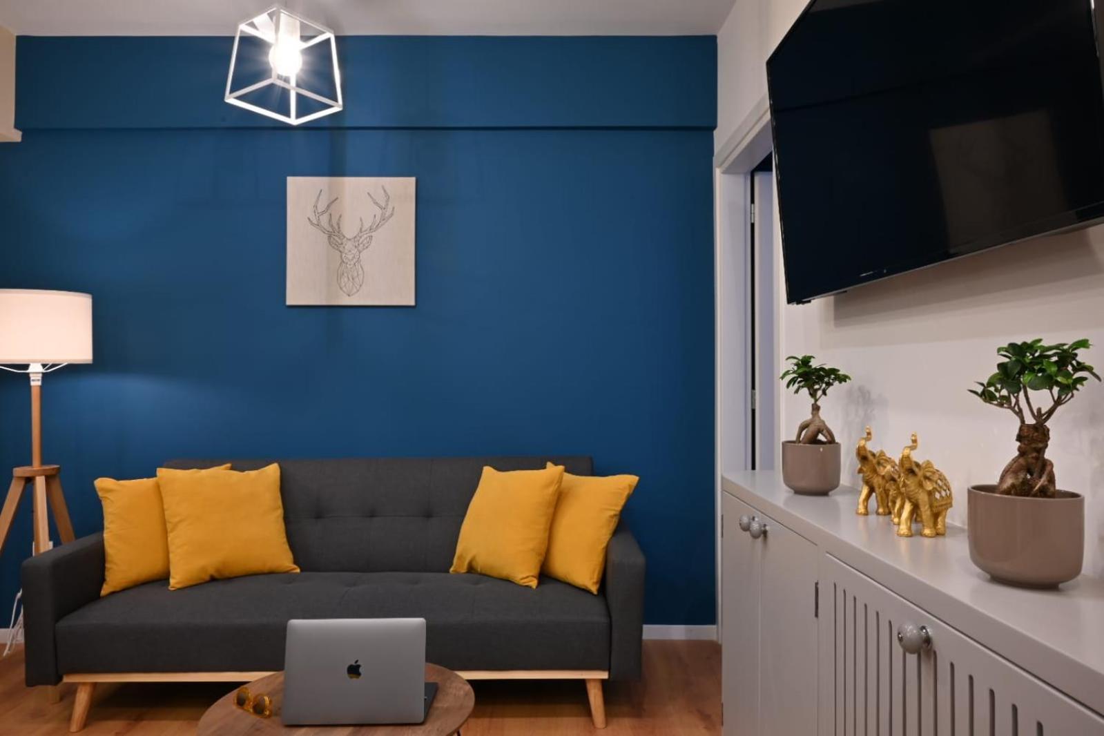 Modern Two Bedroom At Koukaki
