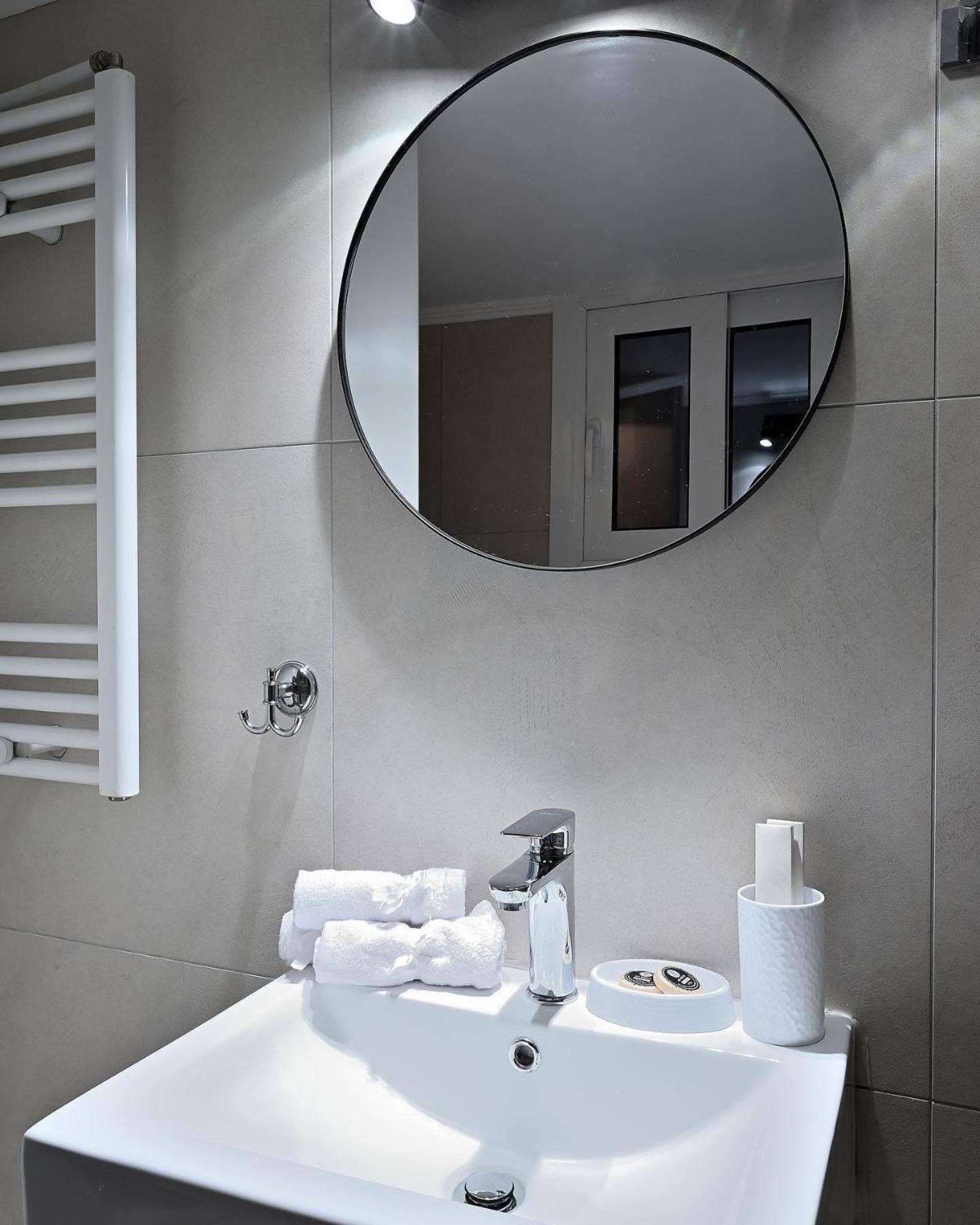 公寓 Modern Two Bedroom At Koukaki